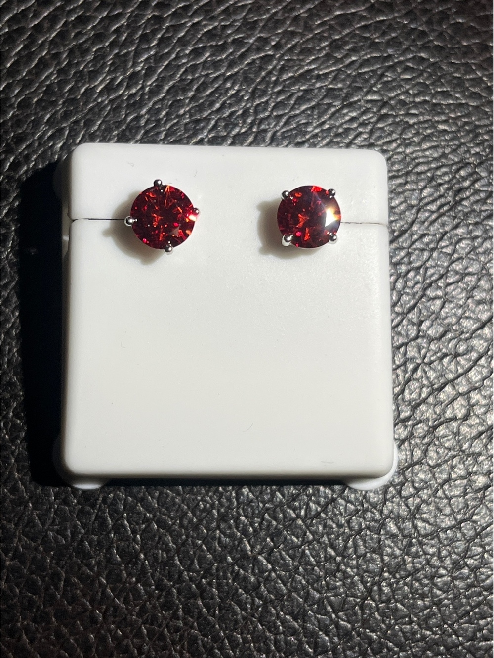GRA Moissanite, pure 925 sterling silver
